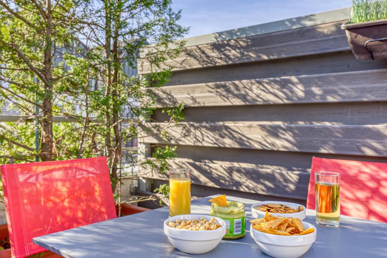 La terrasse Disney/Gare/Centre à 3min parking free Montévrain Esterno foto