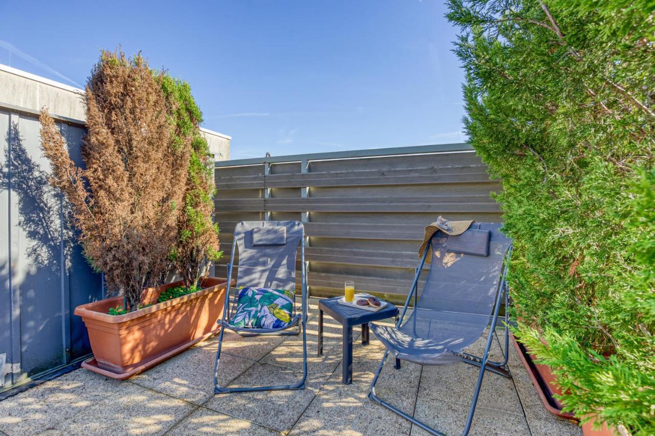 La terrasse Disney/Gare/Centre à 3min parking free Montévrain Esterno foto